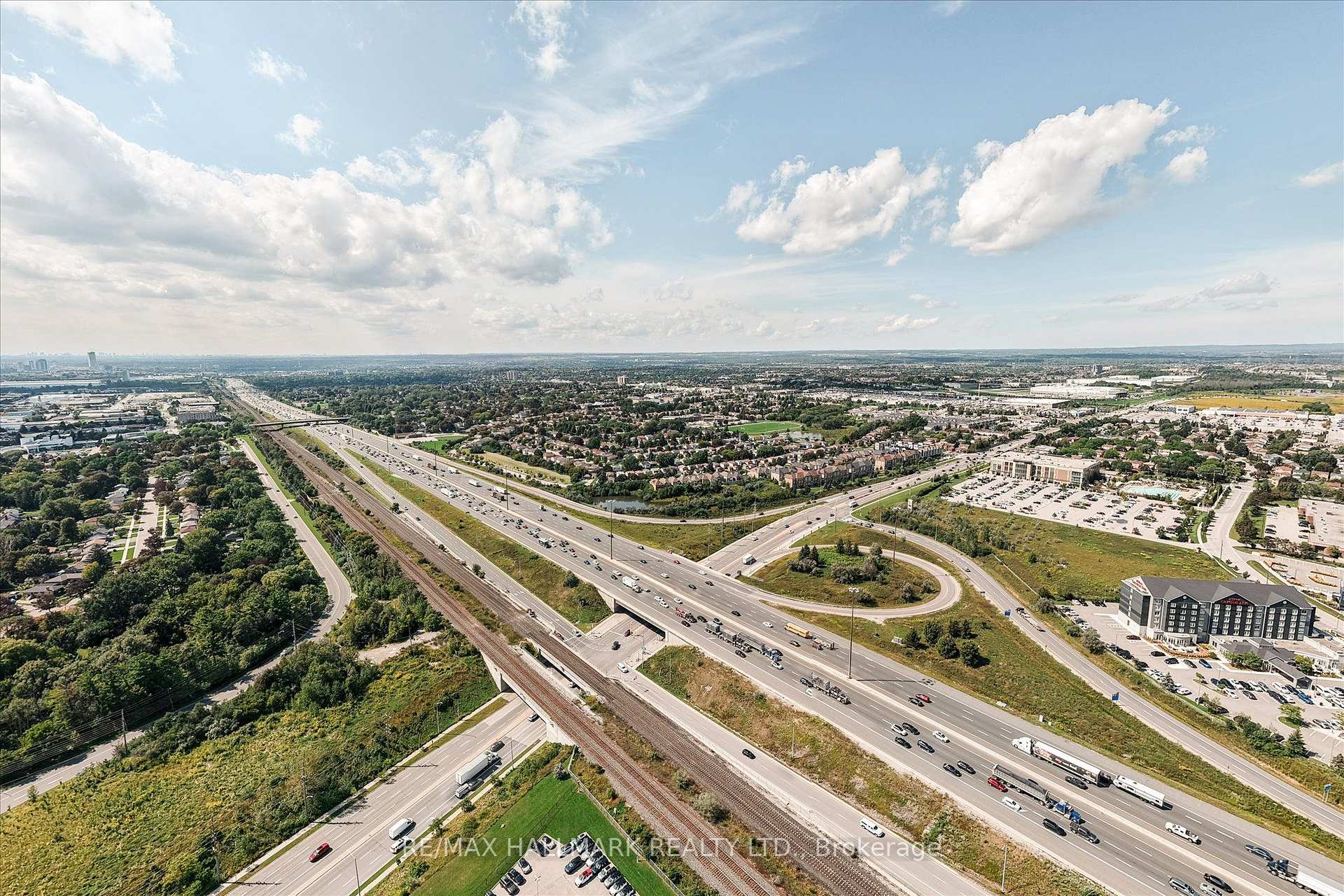 Photo 43 of 72 Tams Drive, Ajax, Central East — HOMEH