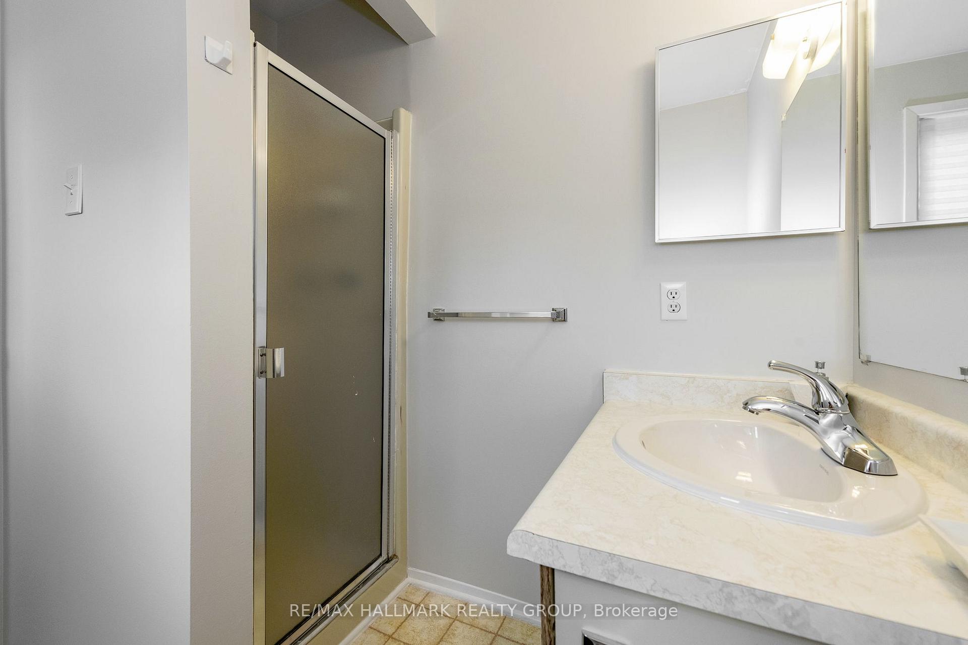 Photo 31 of Unit B, 409 Pickford Drive, Ottawa, Kanata - Katimavik — HOMEH