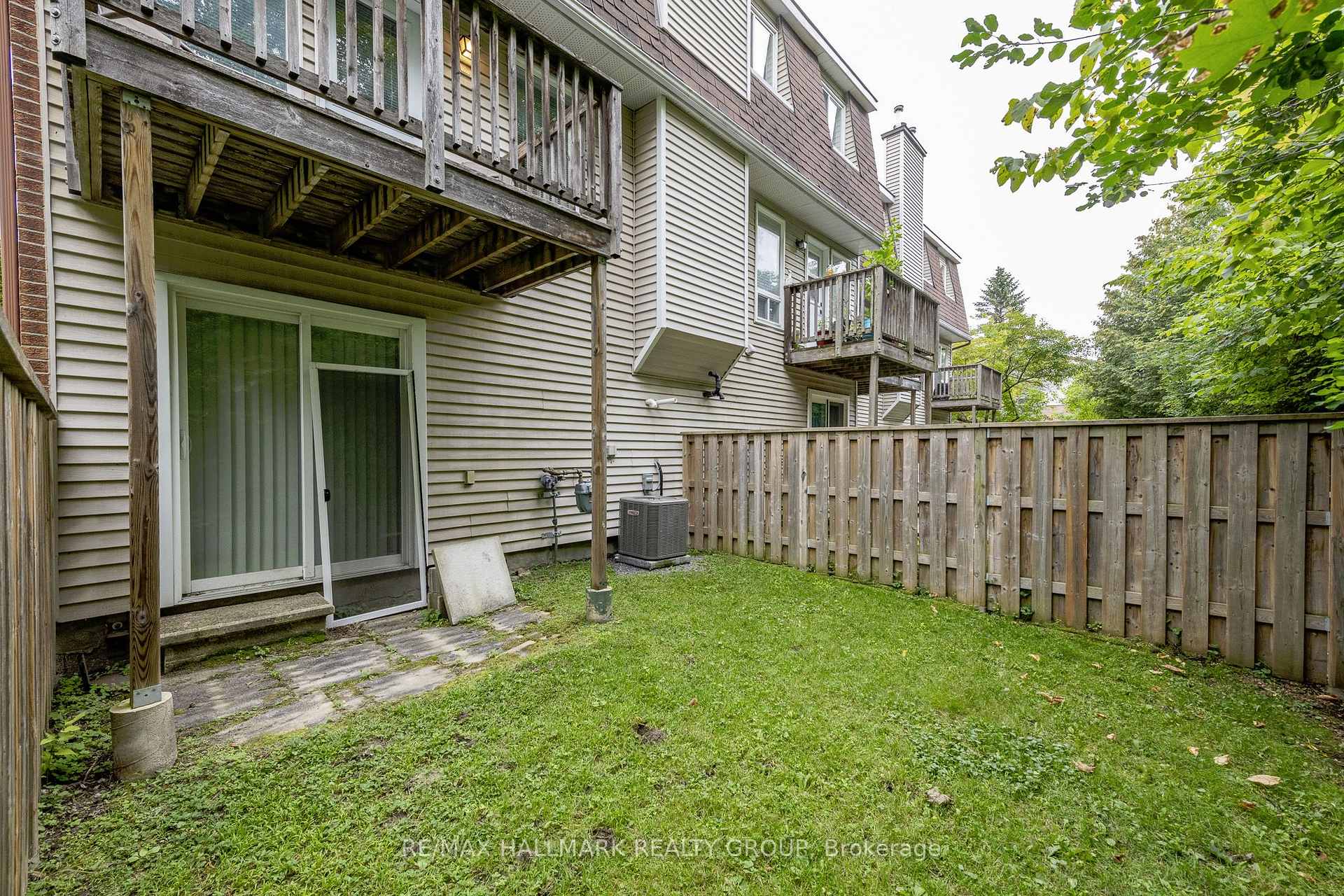 Photo 40 of Unit B, 409 Pickford Drive, Ottawa, Kanata - Katimavik — HOMEH