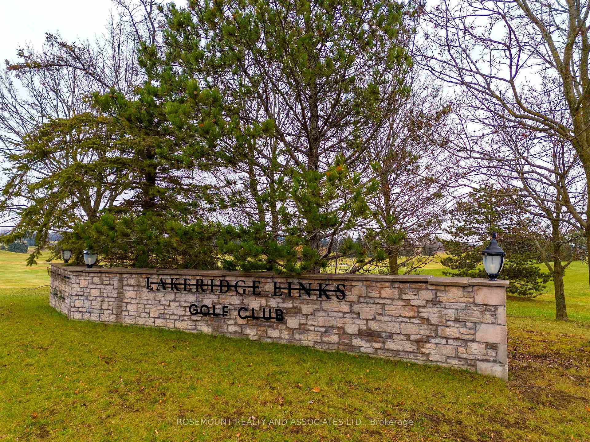 Photo 9 of 33 Franklin Crescent, Whitby, Rural Whitby — HOMEH