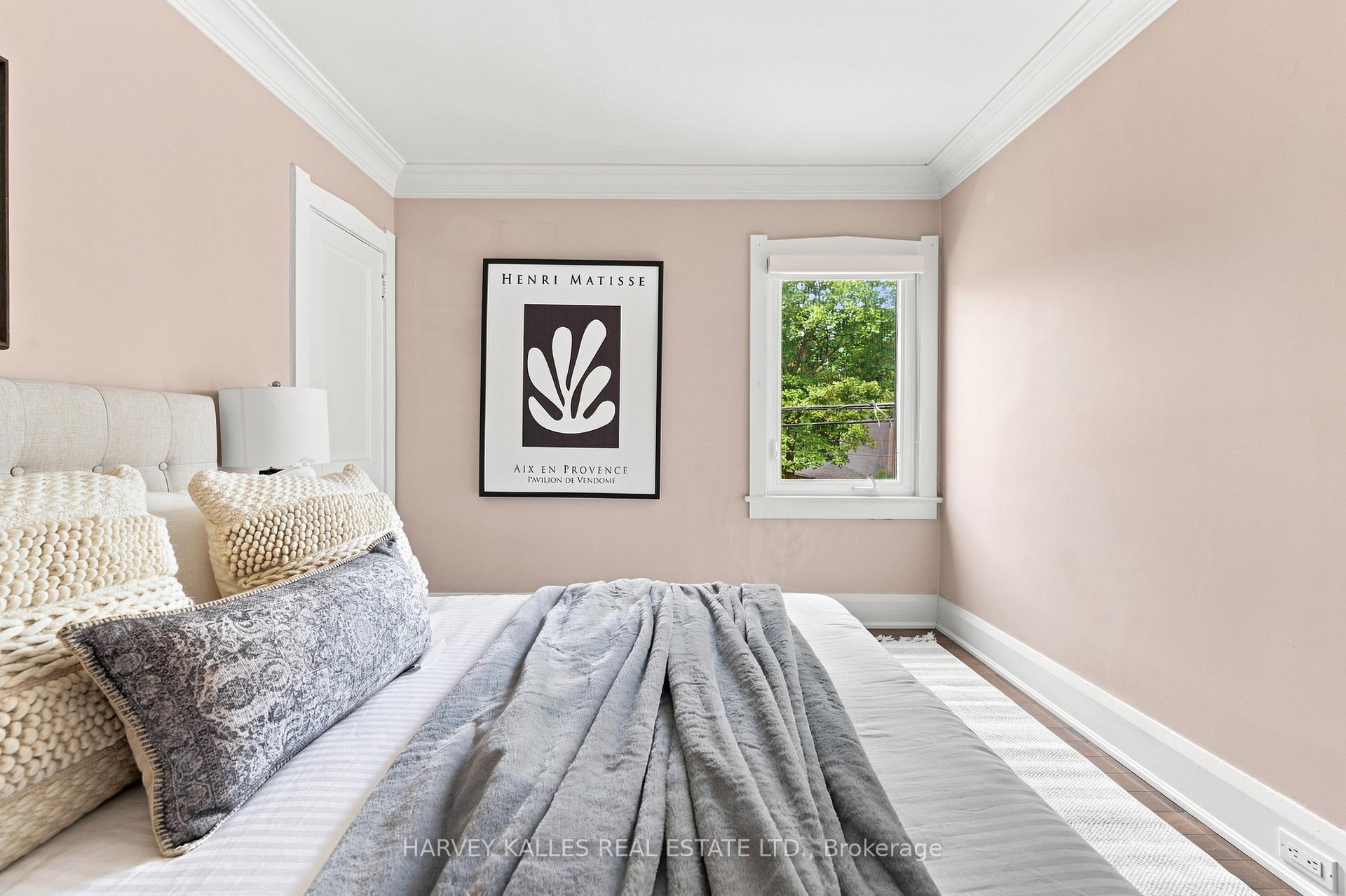 Photo 23 of 143 Forman Avenue, Toronto, Mount Pleasant East — HOMEH