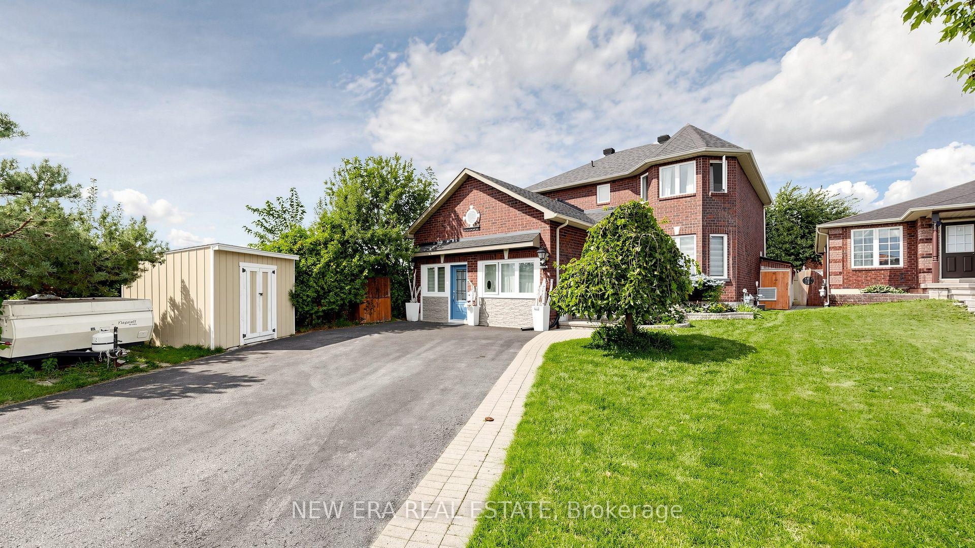Photo 3 of 30 Harrogate Court, Barrie, Georgian Drive — HOMEH