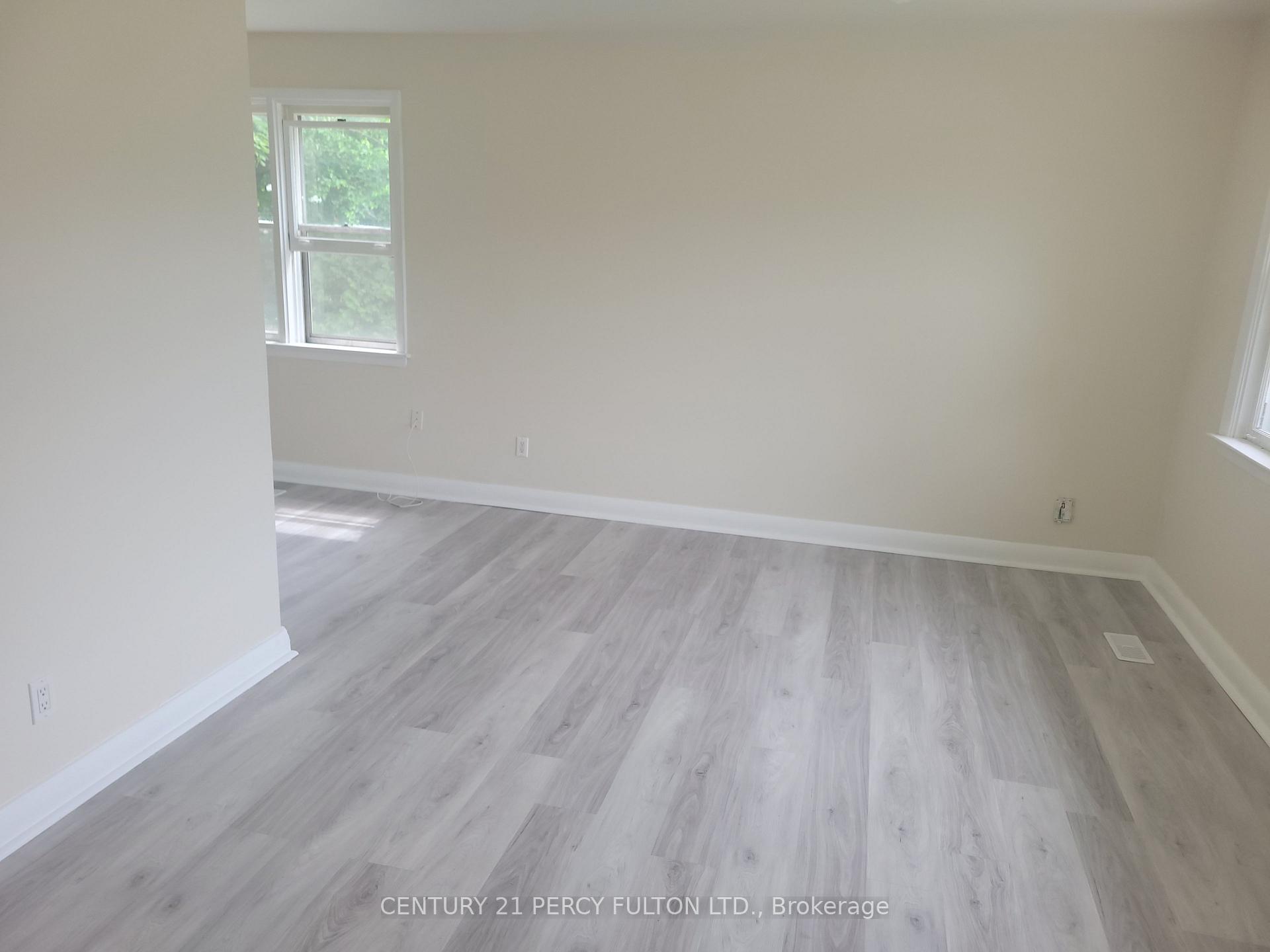 Photo 7 of 71 Grace Street, Scarborough, Eglinton East — HOMEH