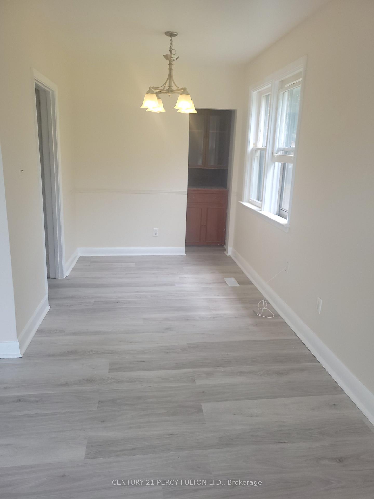 Photo 9 of 71 Grace Street, Scarborough, Eglinton East — HOMEH