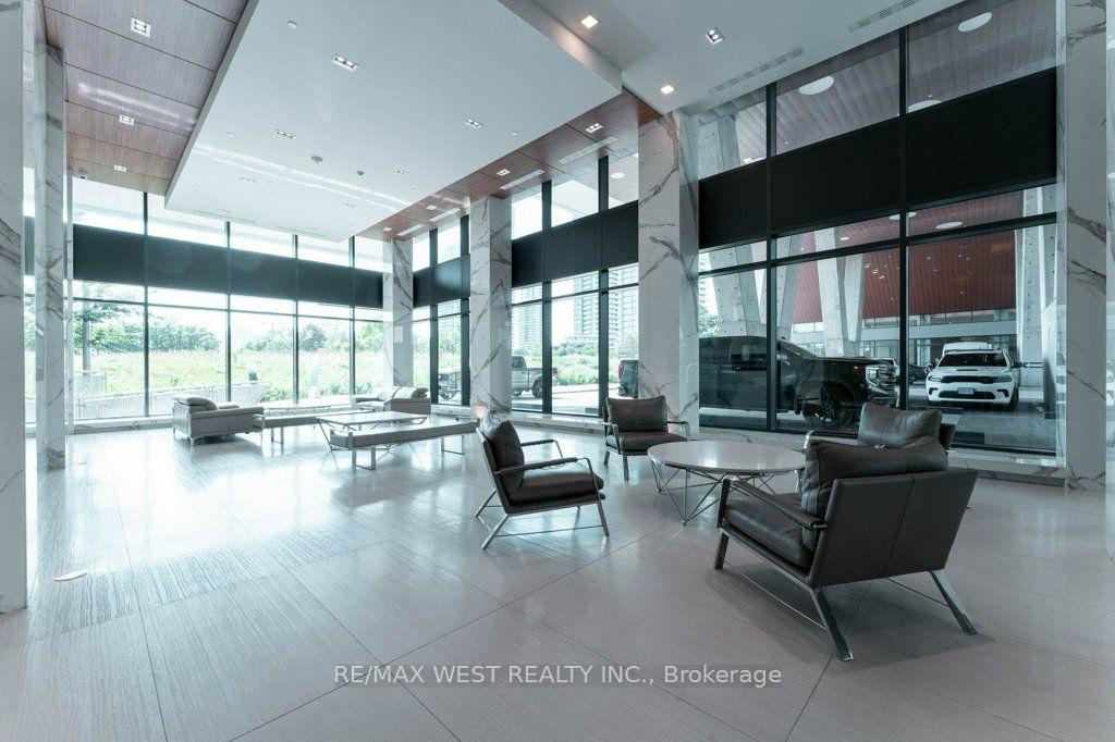 Photo 3 of Unit 3206, 20 Shore Breeze Drive, Etobicoke, Mimico — HOMEH