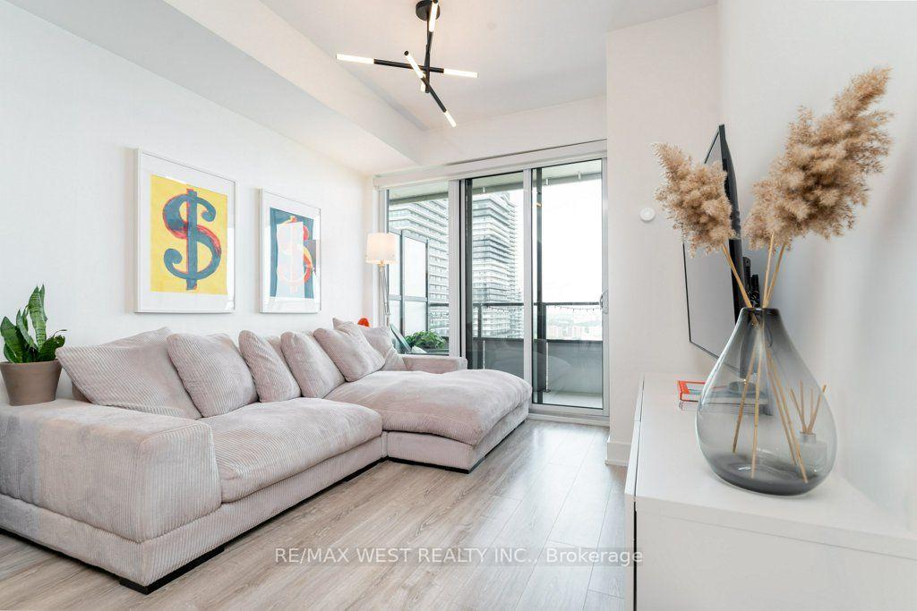 Photo 9 of Unit 3206, 20 Shore Breeze Drive, Etobicoke, Mimico — HOMEH