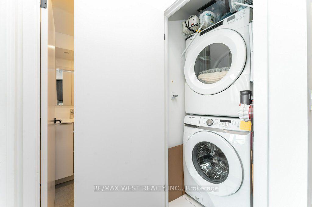 Photo 13 of Unit 3206, 20 Shore Breeze Drive, Etobicoke, Mimico — HOMEH