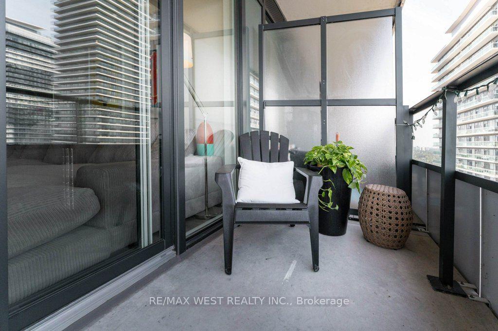 Photo 15 of Unit 3206, 20 Shore Breeze Drive, Etobicoke, Mimico — HOMEH