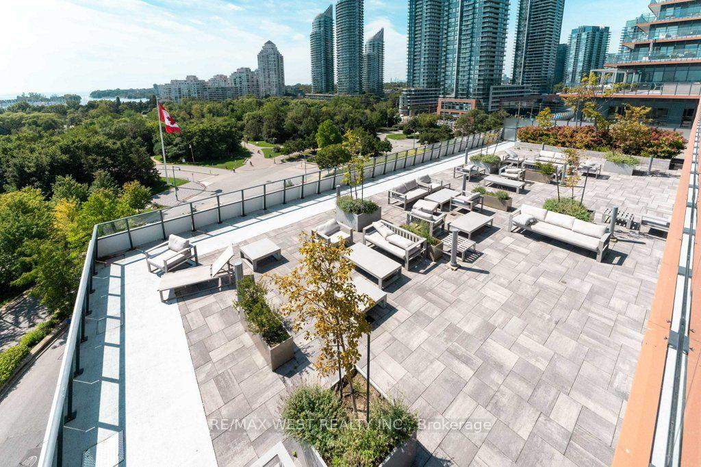Photo 23 of Unit 3206, 20 Shore Breeze Drive, Etobicoke, Mimico — HOMEH