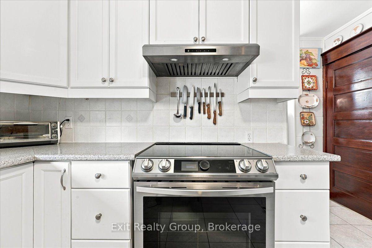 Photo 15 of 28 Lorne Avenue, Quinte West, Trenton Ward — HOMEH