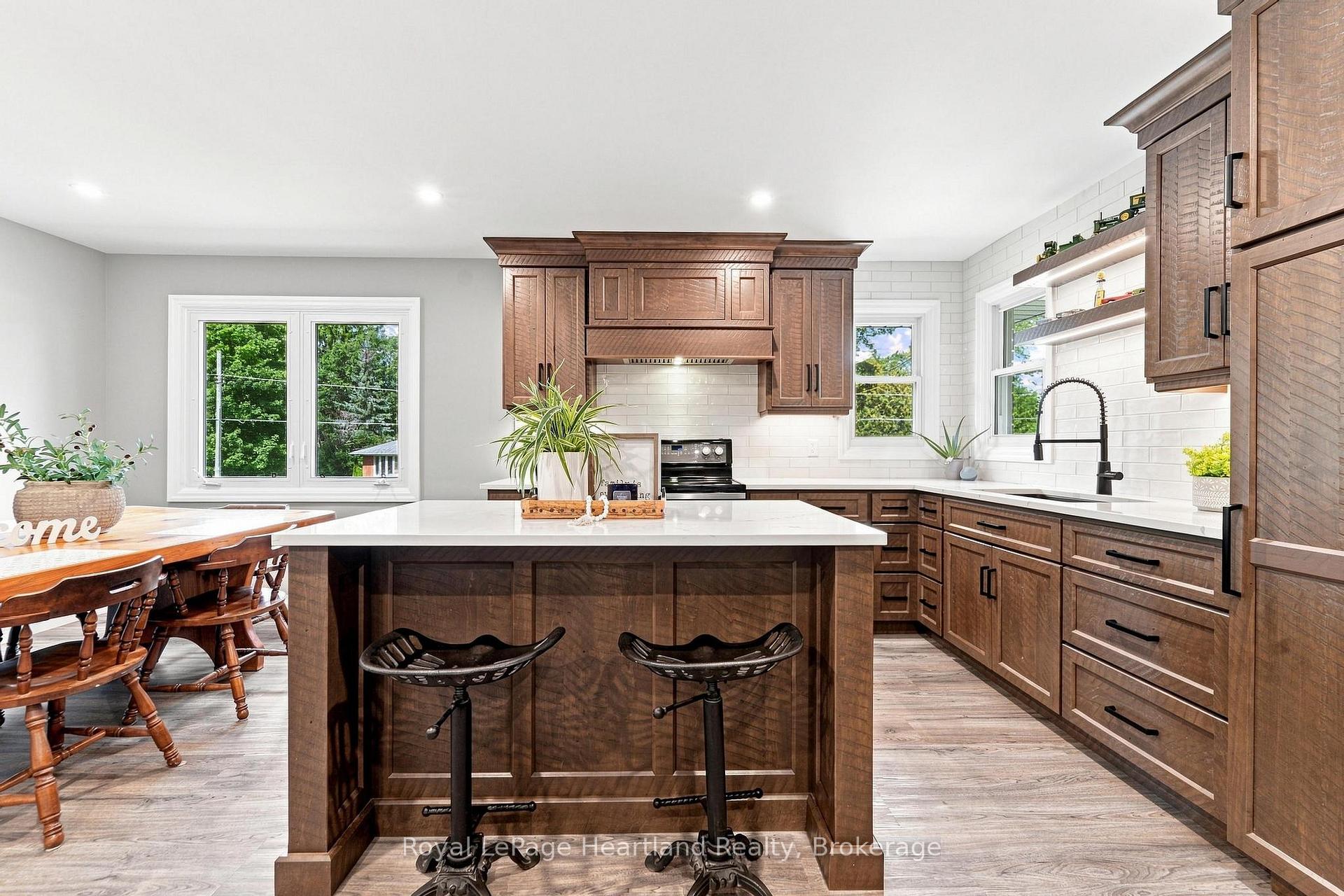 Photo 4 of 3042 Albert Street, Howick — HOMEH