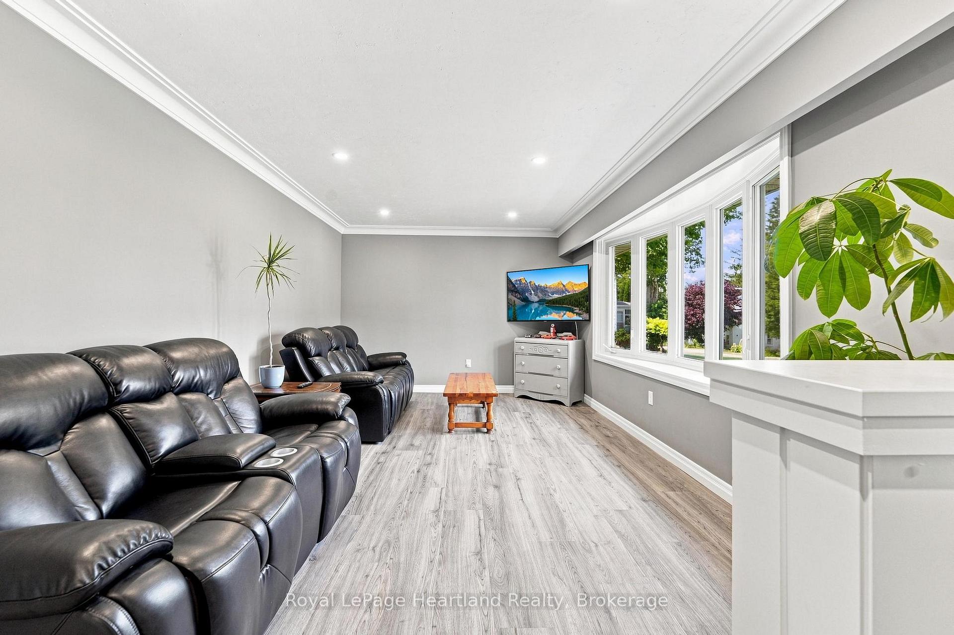 Photo 11 of 3042 Albert Street, Howick — HOMEH