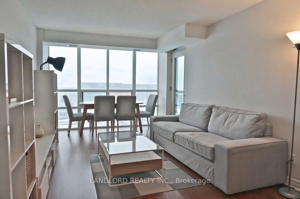 Photo 5 of Unit 1712, 51 Lower Simcoe Street, Toronto, Waterfront Communities — HOMEH