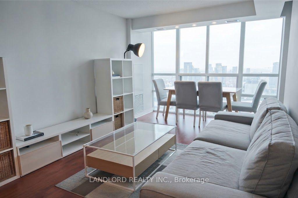 Photo 6 of Unit 1712, 51 Lower Simcoe Street, Toronto, Waterfront Communities — HOMEH
