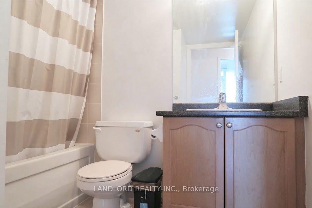 Photo 10 of Unit 1712, 51 Lower Simcoe Street, Toronto, Waterfront Communities — HOMEH