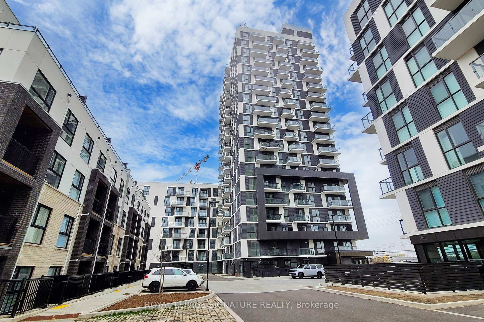 Photo 24 of Unit 613, 335 Wheat Boom Drive, Oakville, Joshua Meadows — HOMEH