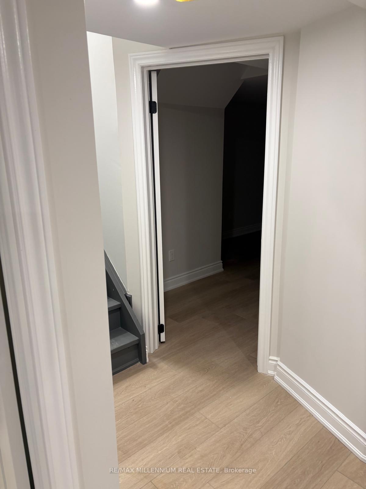 Photo 4 of 66 Attview Crescent, Brampton, Bram East — HOMEH