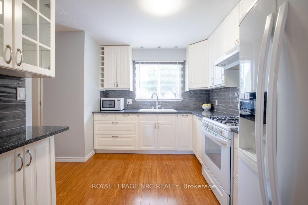Photo 5 of Unit 48, 65 Dorchester Boulevard, St. Catharines, Carlton/Bunting — HOMEH