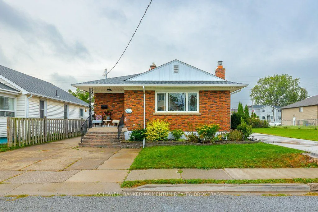 Photo 4 of 51 Martin Street N, Thorold, Thorold Downtown — HOMEH