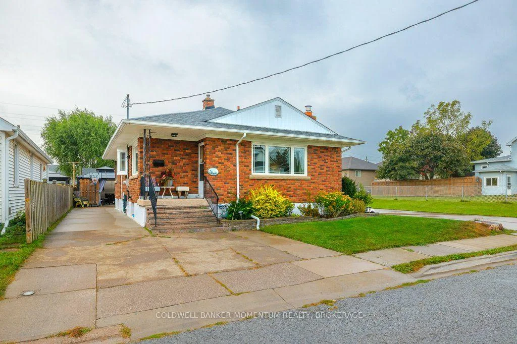 Photo 6 of 51 Martin Street N, Thorold, Thorold Downtown — HOMEH