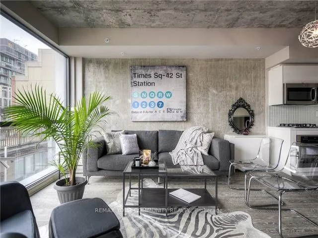 Photo 4 of Unit 401, 39 Brant Street, Toronto, Waterfront Communities — HOMEH