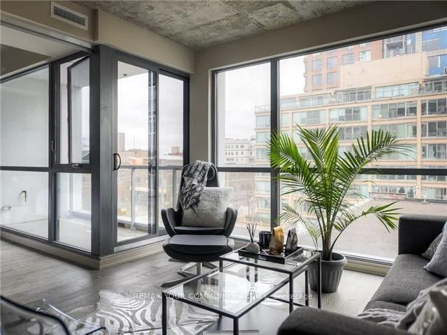 Photo 10 of Unit 401, 39 Brant Street, Toronto, Waterfront Communities — HOMEH
