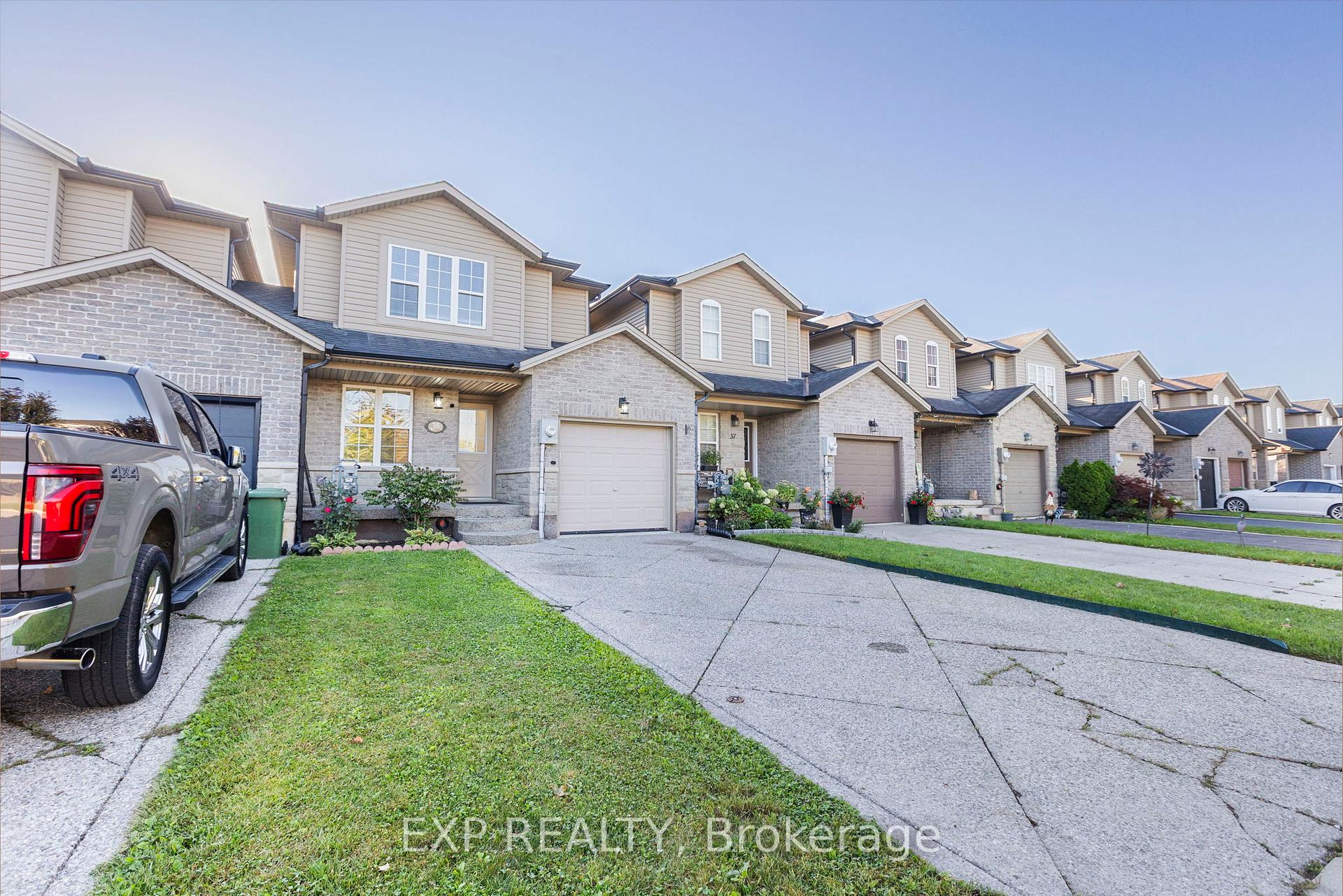 Photo 5 of 35 Thames Way, Hamilton, Mount Hope — HOMEH