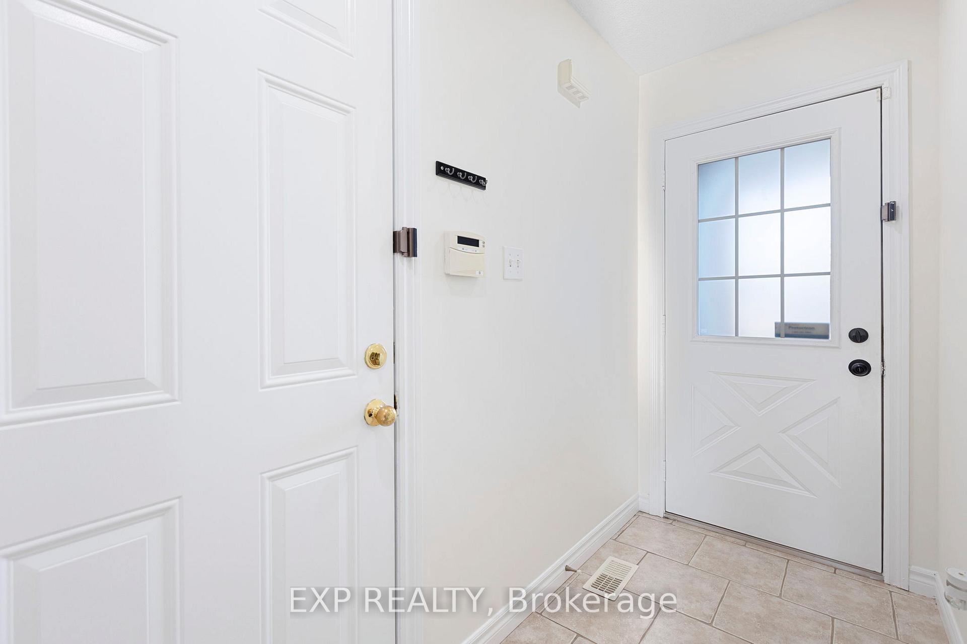 Photo 20 of 35 Thames Way, Hamilton, Mount Hope — HOMEH