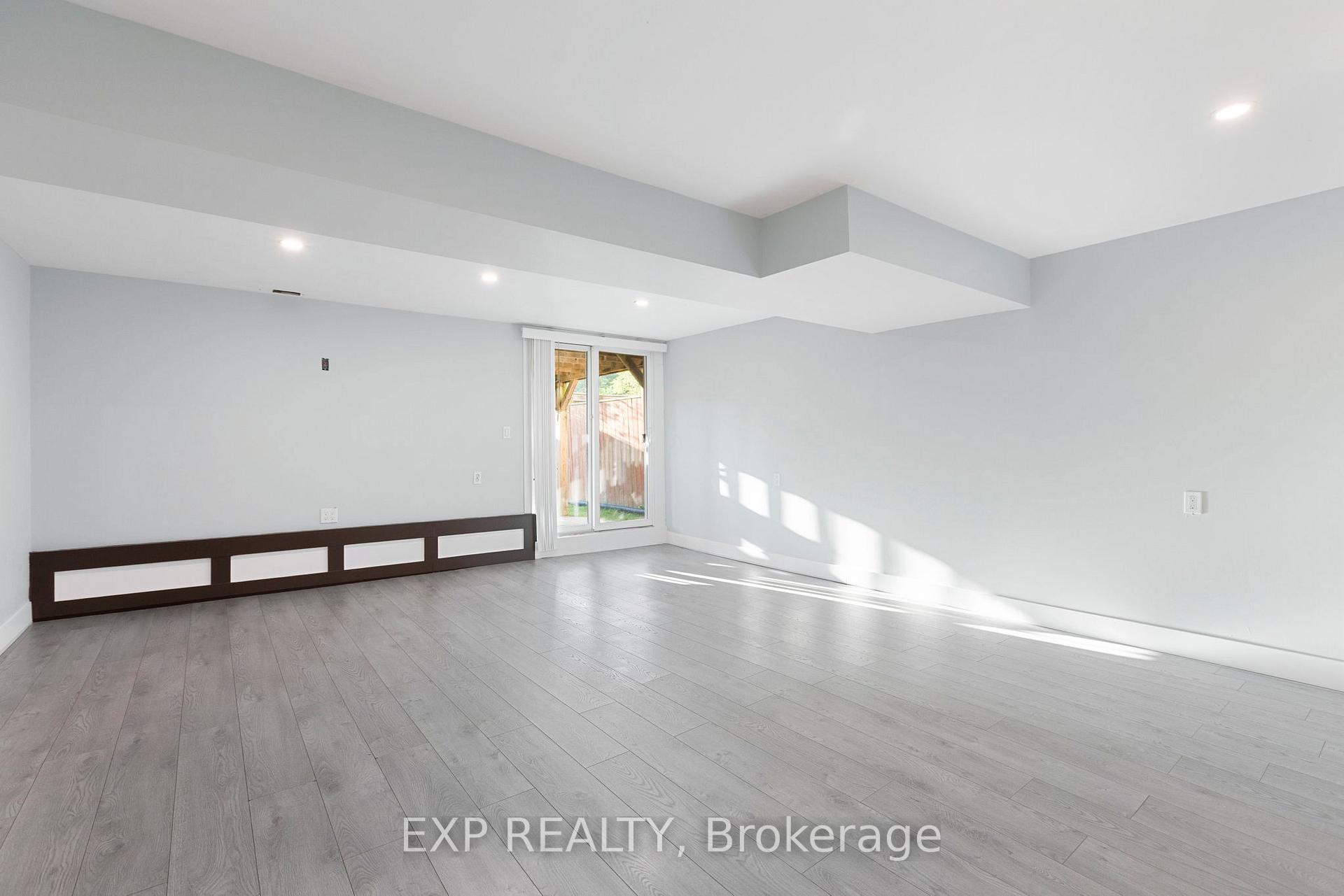 Photo 79 of 35 Thames Way, Hamilton, Mount Hope — HOMEH