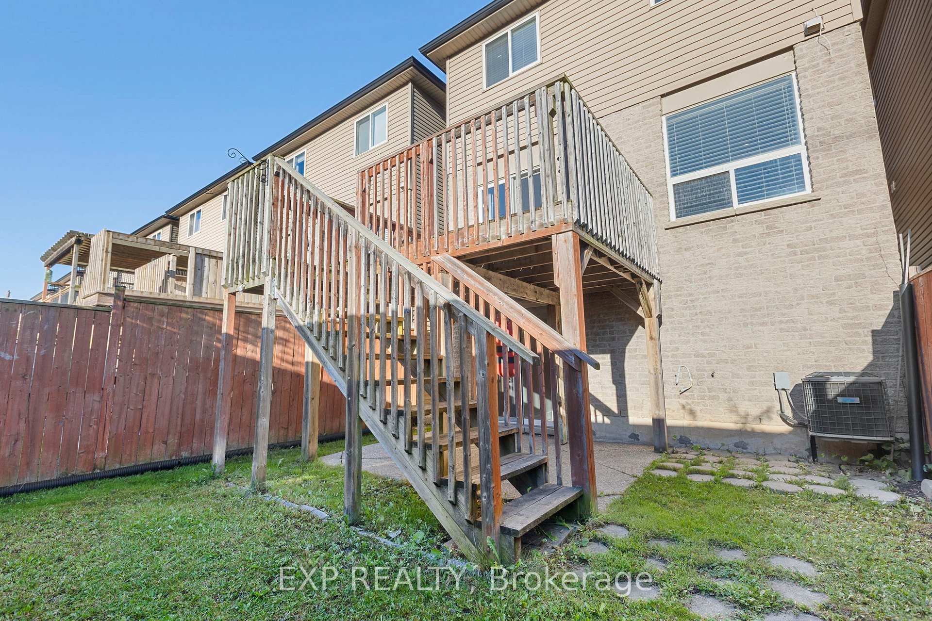 Photo 83 of 35 Thames Way, Hamilton, Mount Hope — HOMEH