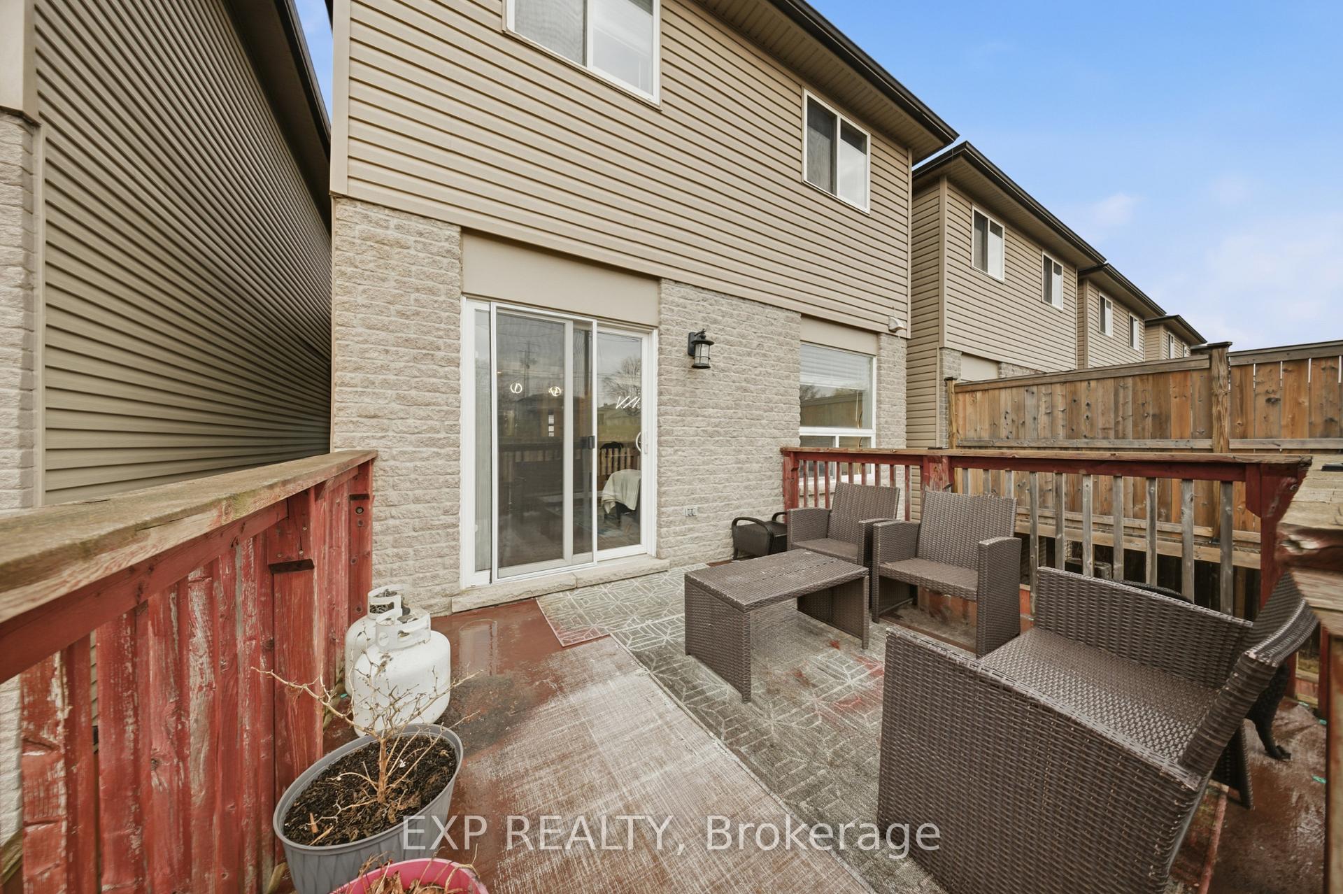Photo 86 of 35 Thames Way, Hamilton, Mount Hope — HOMEH