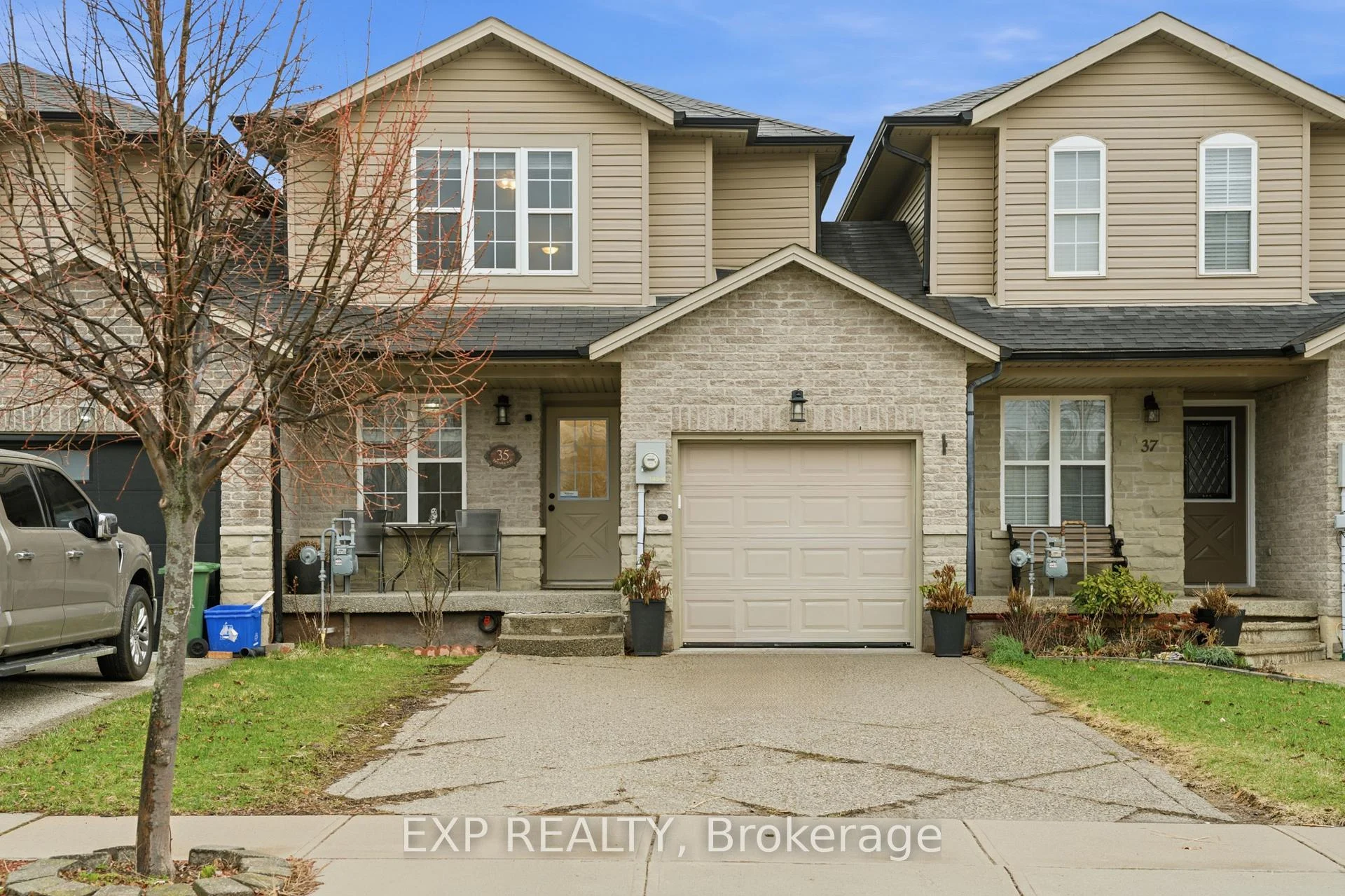 Photo 4 of 35 Thames Way, Hamilton, Mount Hope — HOMEH