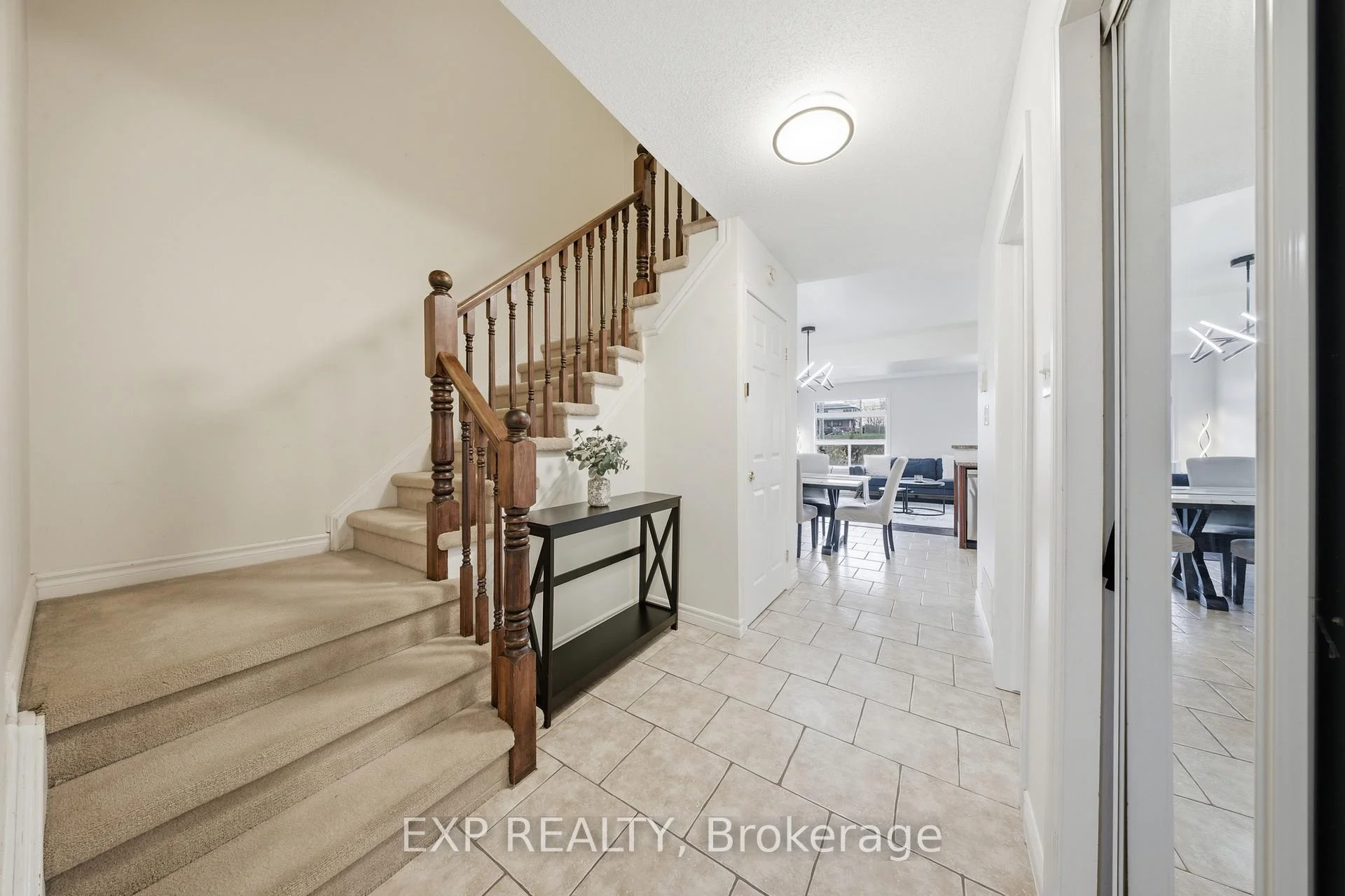 Photo 21 of 35 Thames Way, Hamilton, Mount Hope — HOMEH