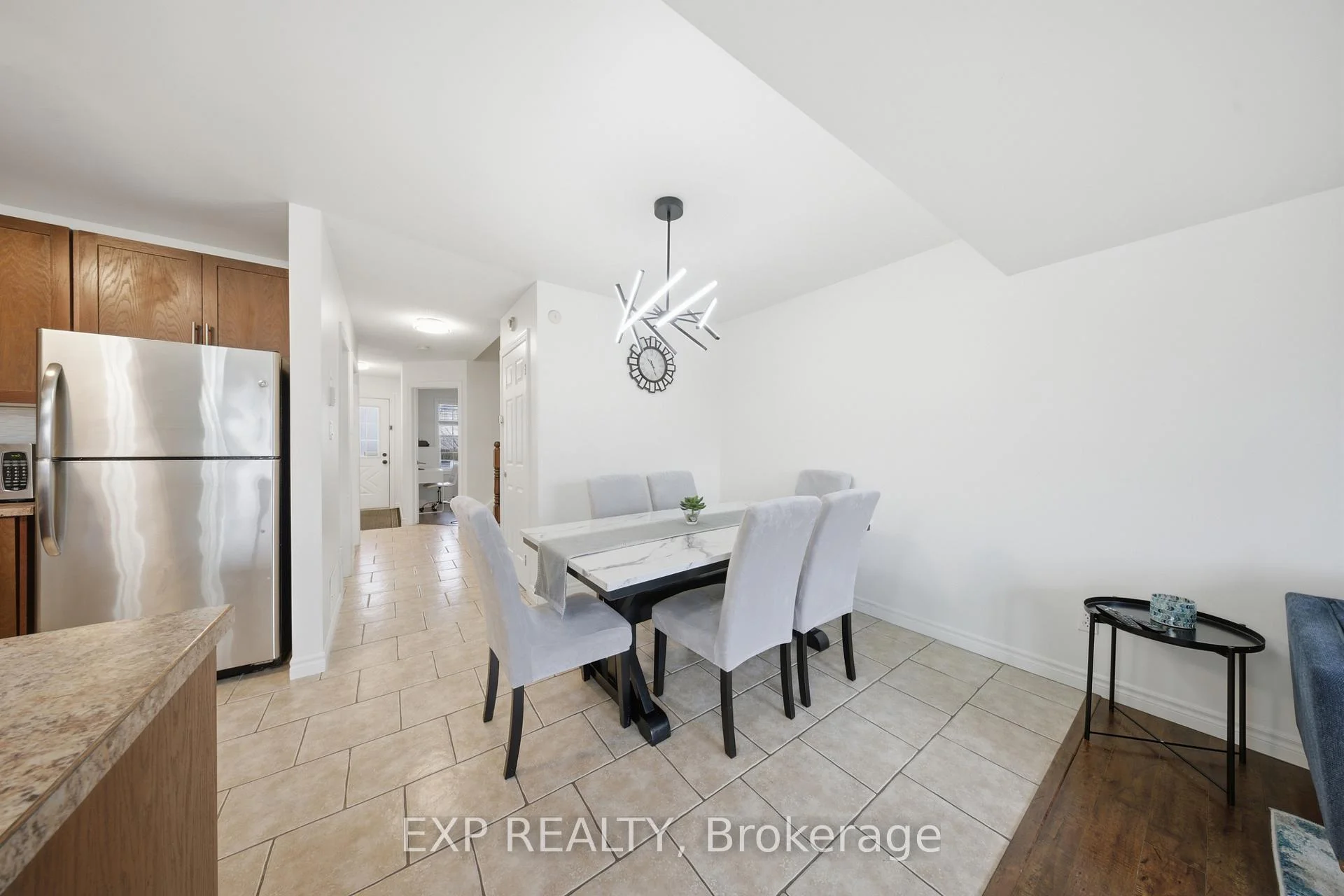 Photo 39 of 35 Thames Way, Hamilton, Mount Hope — HOMEH