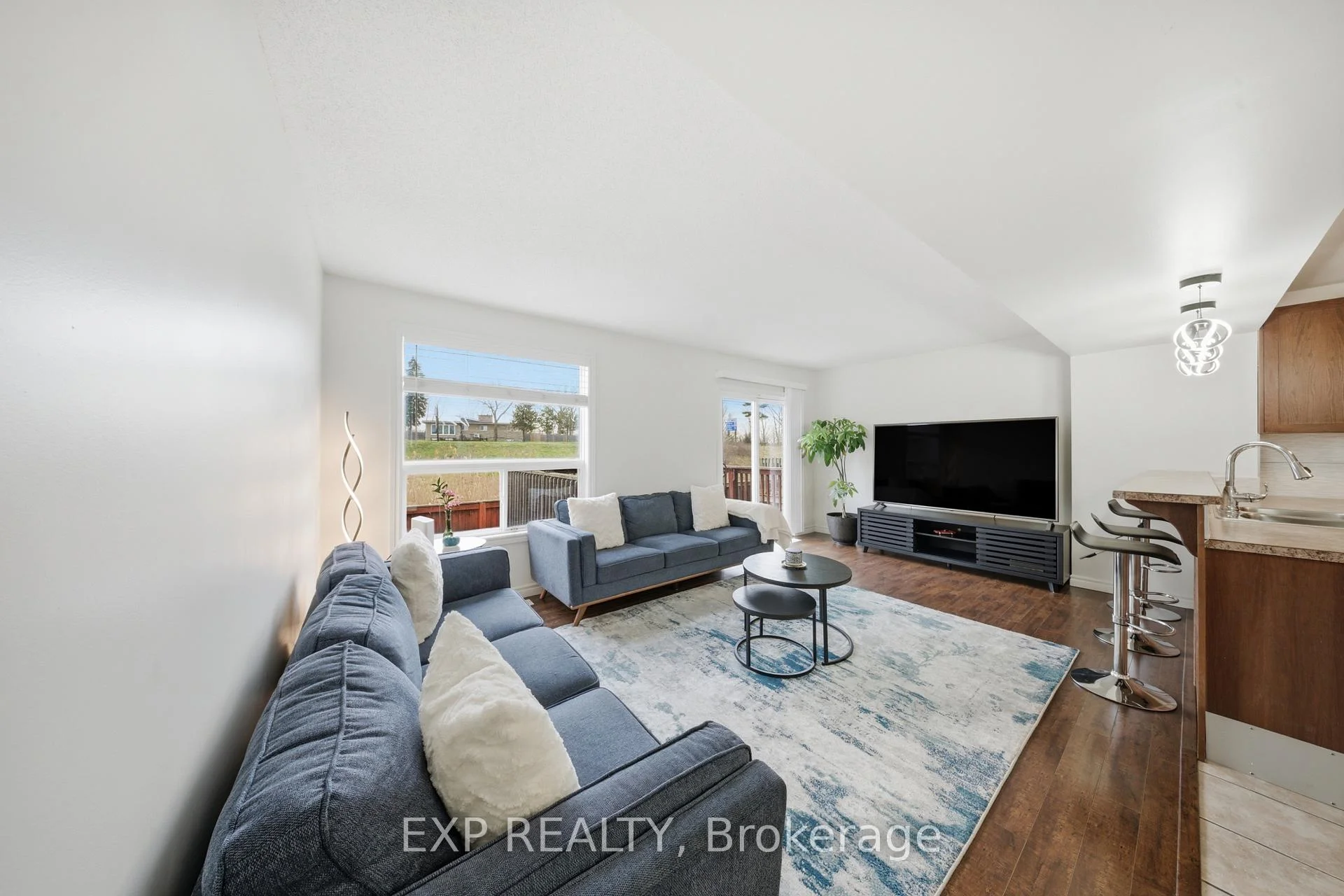 Photo 43 of 35 Thames Way, Hamilton, Mount Hope — HOMEH