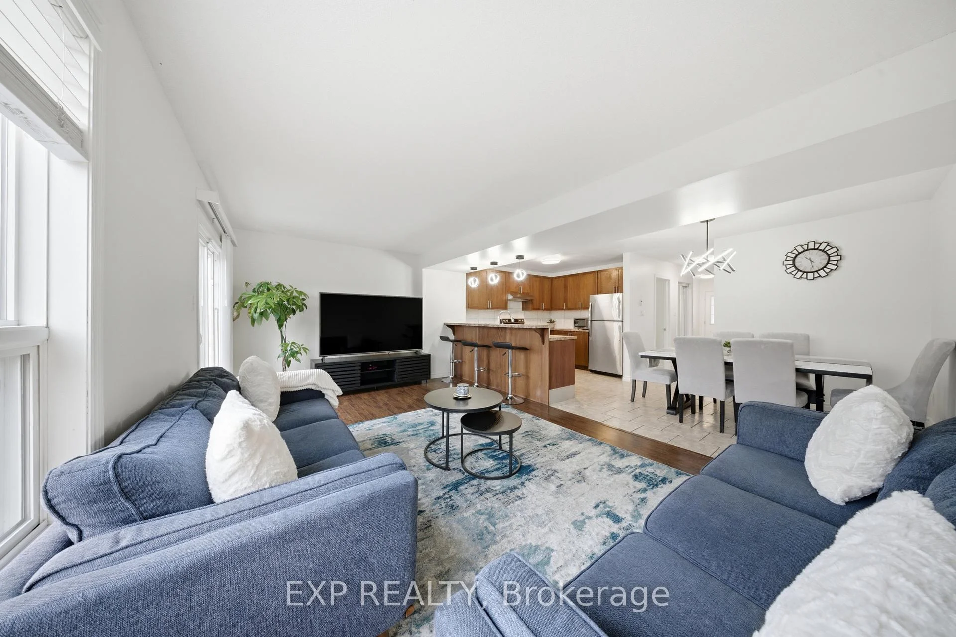 Photo 45 of 35 Thames Way, Hamilton, Mount Hope — HOMEH