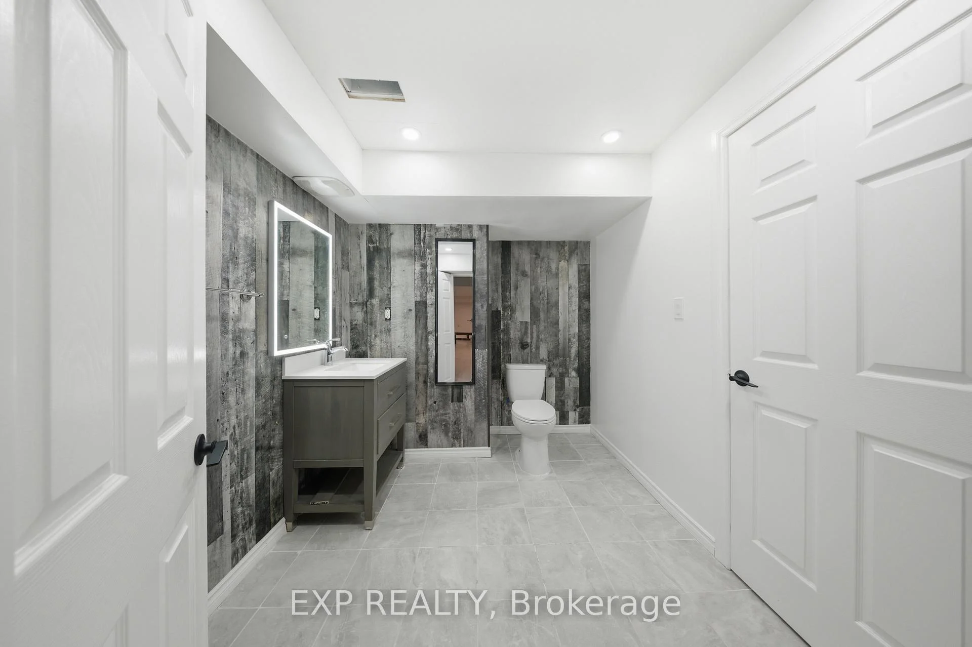 Photo 72 of 35 Thames Way, Hamilton, Mount Hope — HOMEH