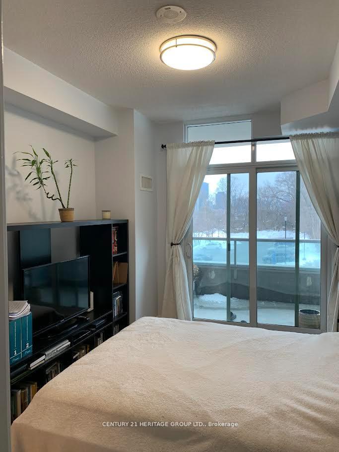 Photo 10 of Unit 311, 10 Bloorview Place, North York, Don Valley Village — HOMEH