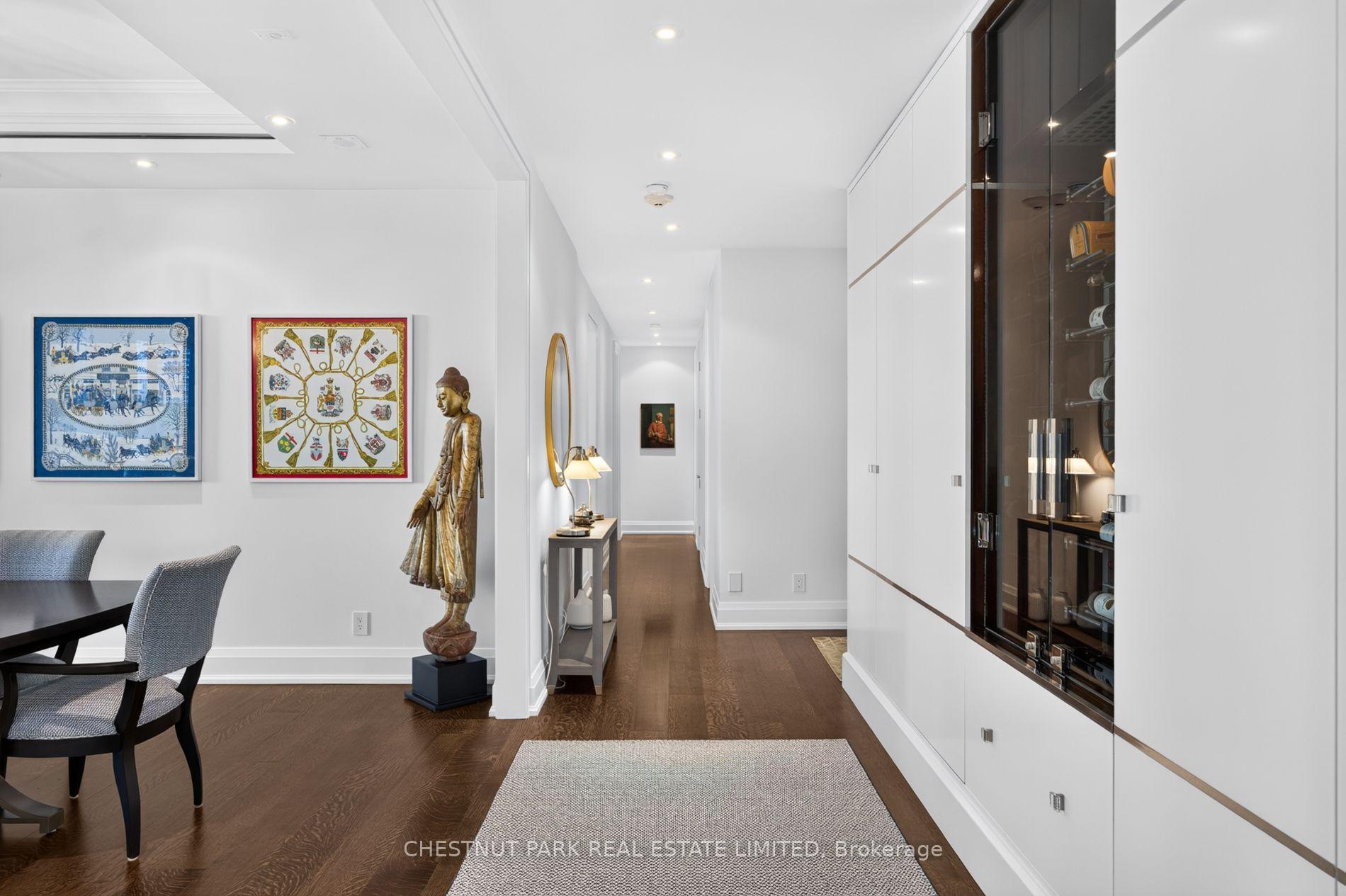 Photo 3 of Unit 601, 112 St Clair Avenue W, Toronto, Forest Hill South — HOMEH