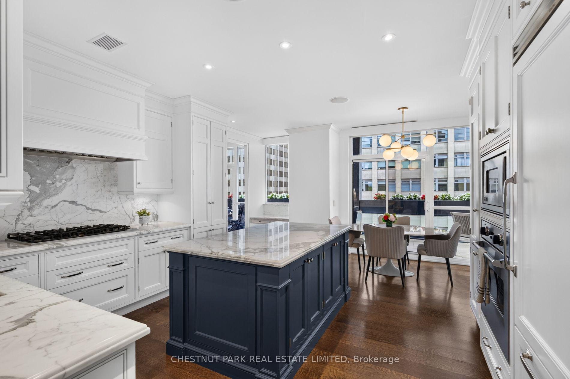 Photo 13 of Unit 601, 112 St Clair Avenue W, Toronto, Forest Hill South — HOMEH