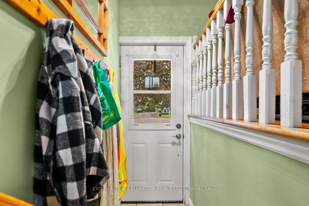 Photo 5 of 231 Camden Road, Greater Napanee, Greater Napanee — HOMEH