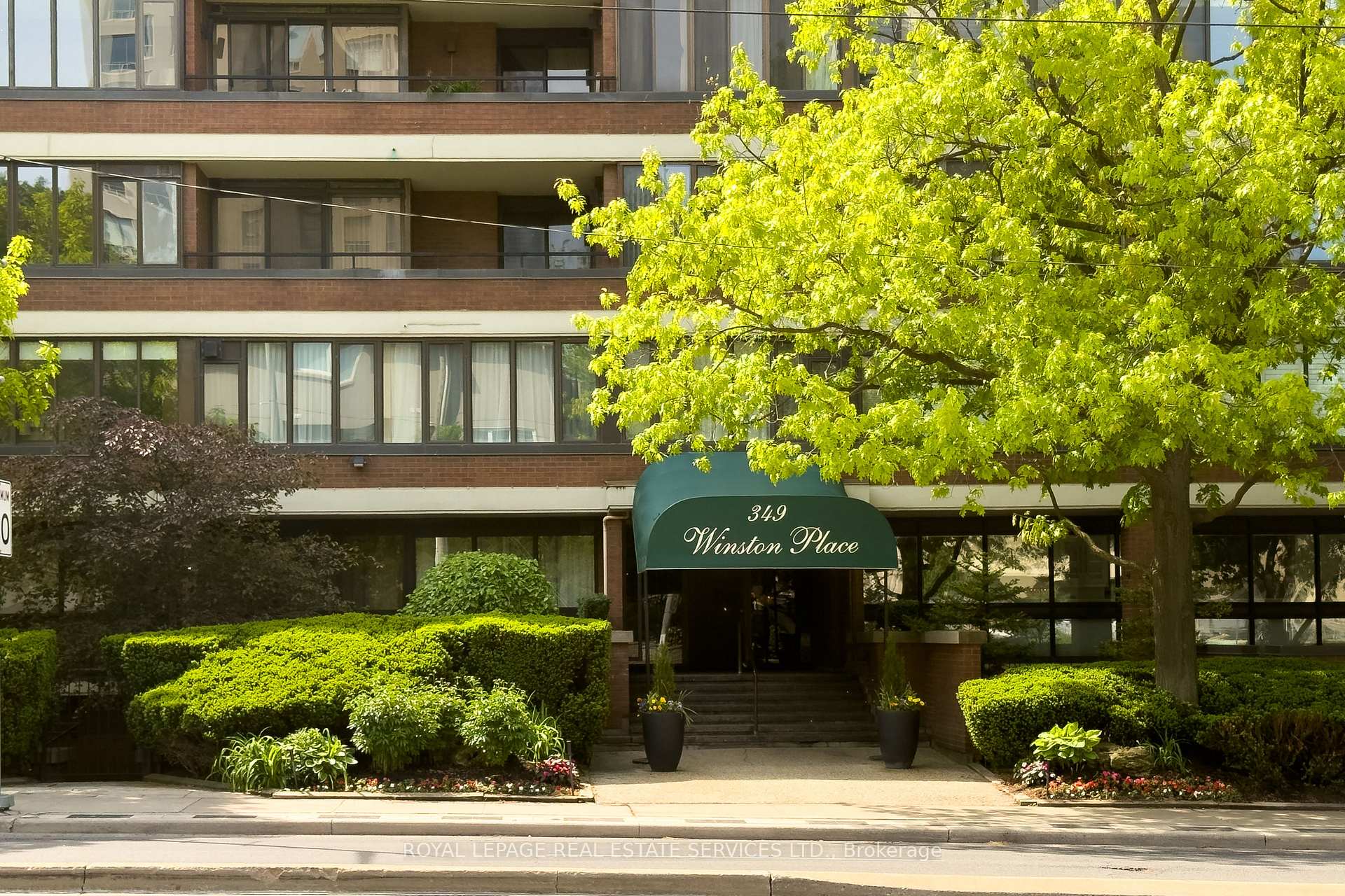 Photo 27 of Unit 402, 349 St. Clair Avenue W, Toronto, Casa Loma — HOMEH