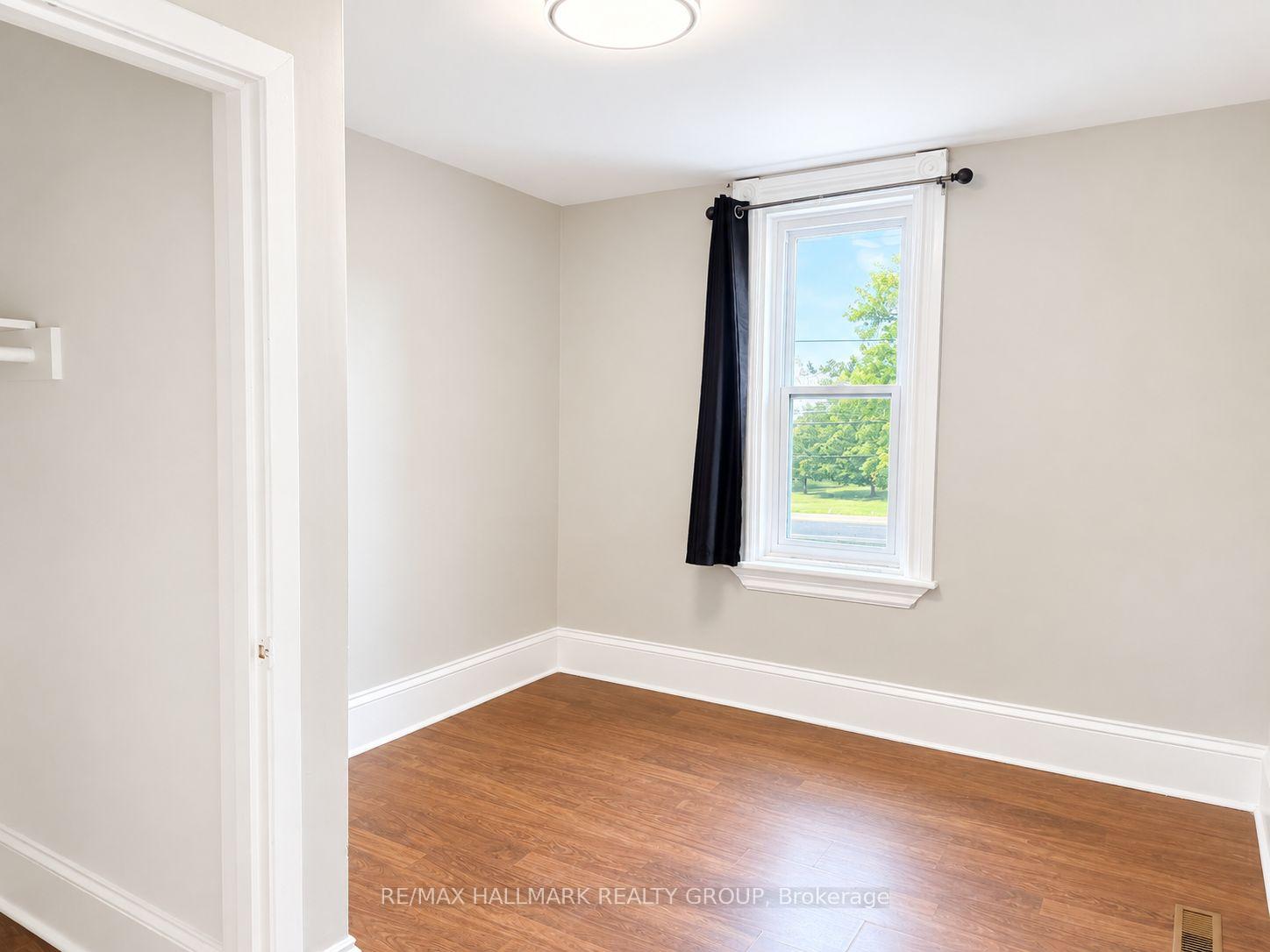 Photo 8 of Unit 3, 6301 Bank Street, Ottawa, Osgoode Twp North of Reg Rd 6 — HOMEH