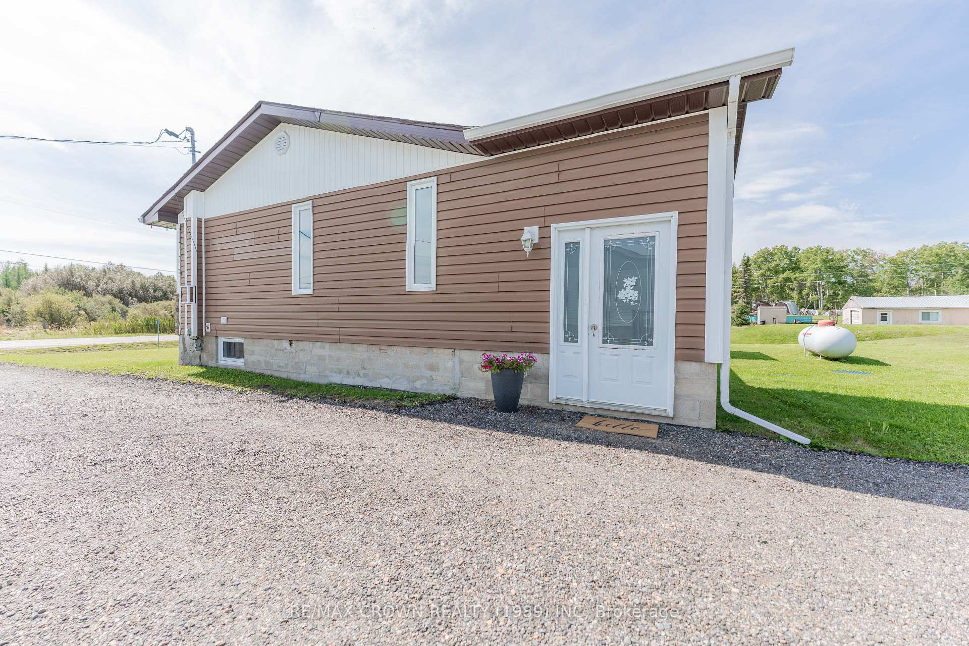 Photo 4 of Unit Val Rita, 112 Williamson Con 1 Road, Kapuskasing — HOMEH