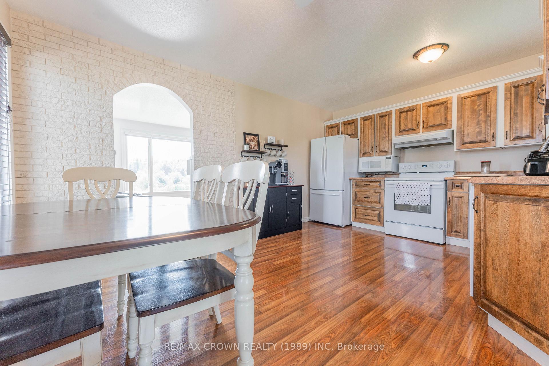 Photo 6 of Unit Val Rita, 112 Williamson Con 1 Road, Kapuskasing — HOMEH