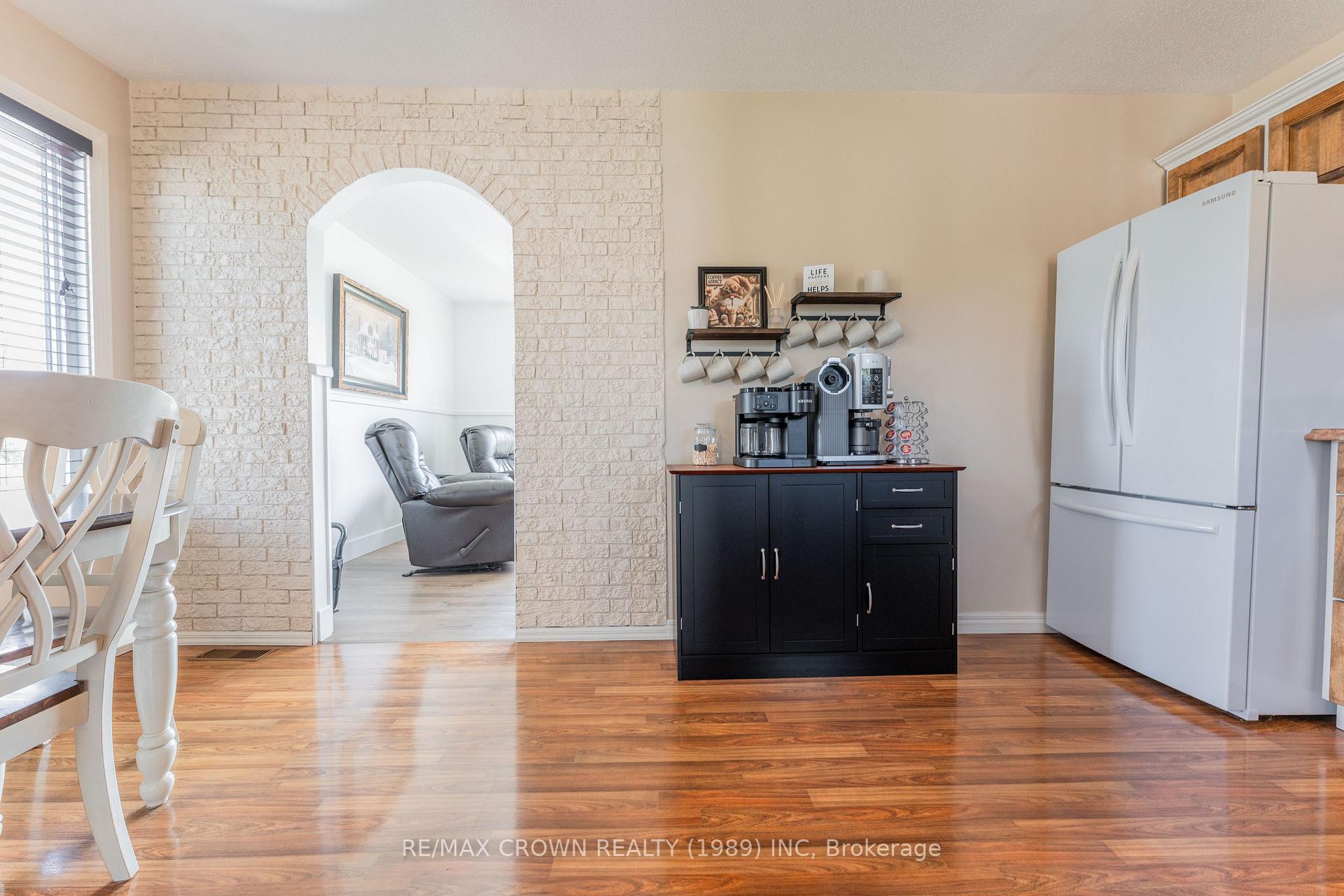 Photo 11 of Unit Val Rita, 112 Williamson Con 1 Road, Kapuskasing — HOMEH