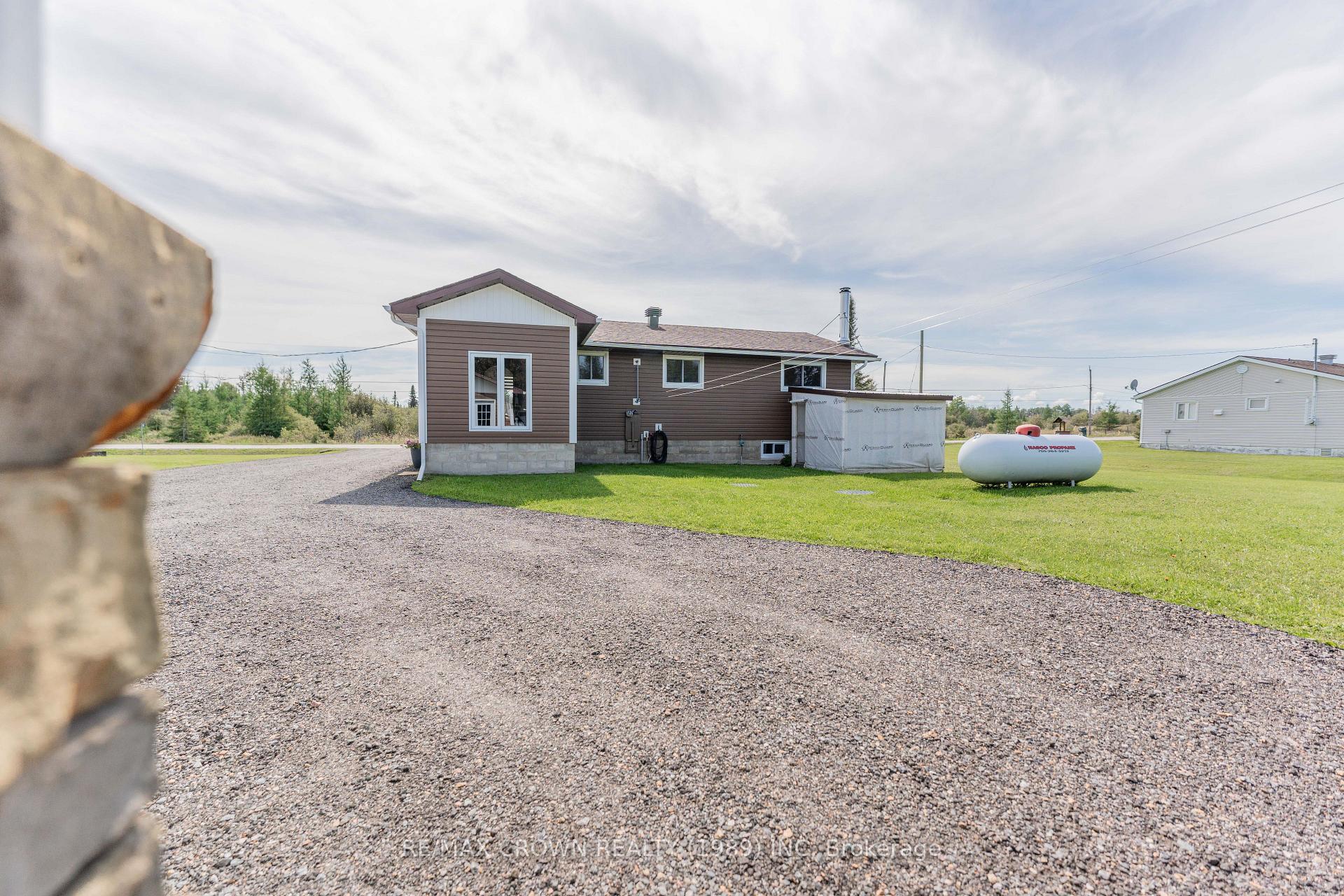 Photo 38 of Unit Val Rita, 112 Williamson Con 1 Road, Kapuskasing — HOMEH