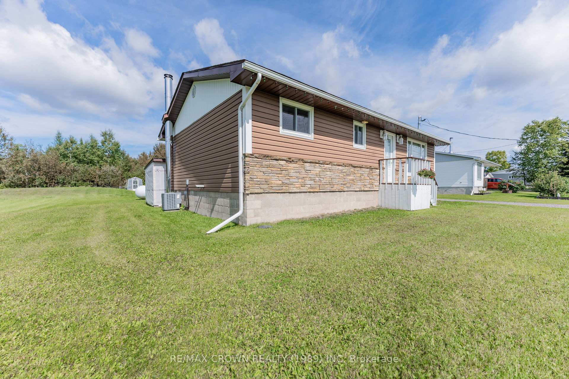 Photo 49 of Unit Val Rita, 112 Williamson Con 1 Road, Kapuskasing — HOMEH