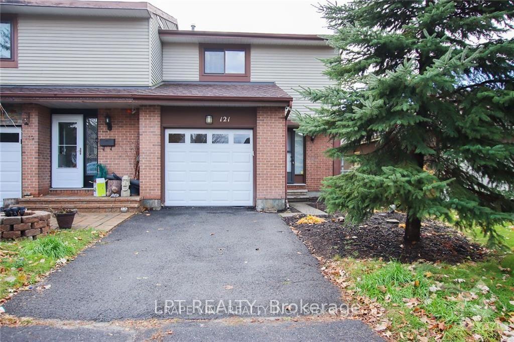 Photo 1 of 121 Erin Crescent, Ottawa, Hunt Club — HOMEH