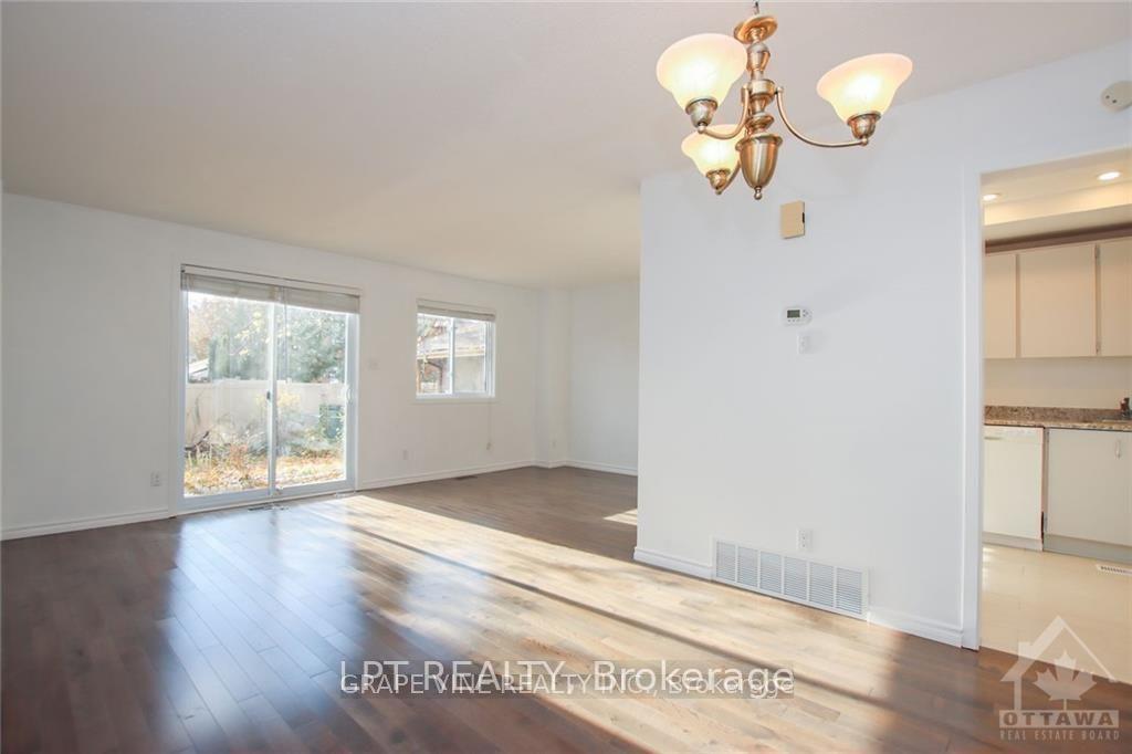 Photo 6 of 121 Erin Crescent, Ottawa, Hunt Club — HOMEH